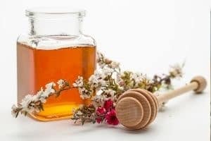 remede de grand-mère miel manuka huile essentielle manuka