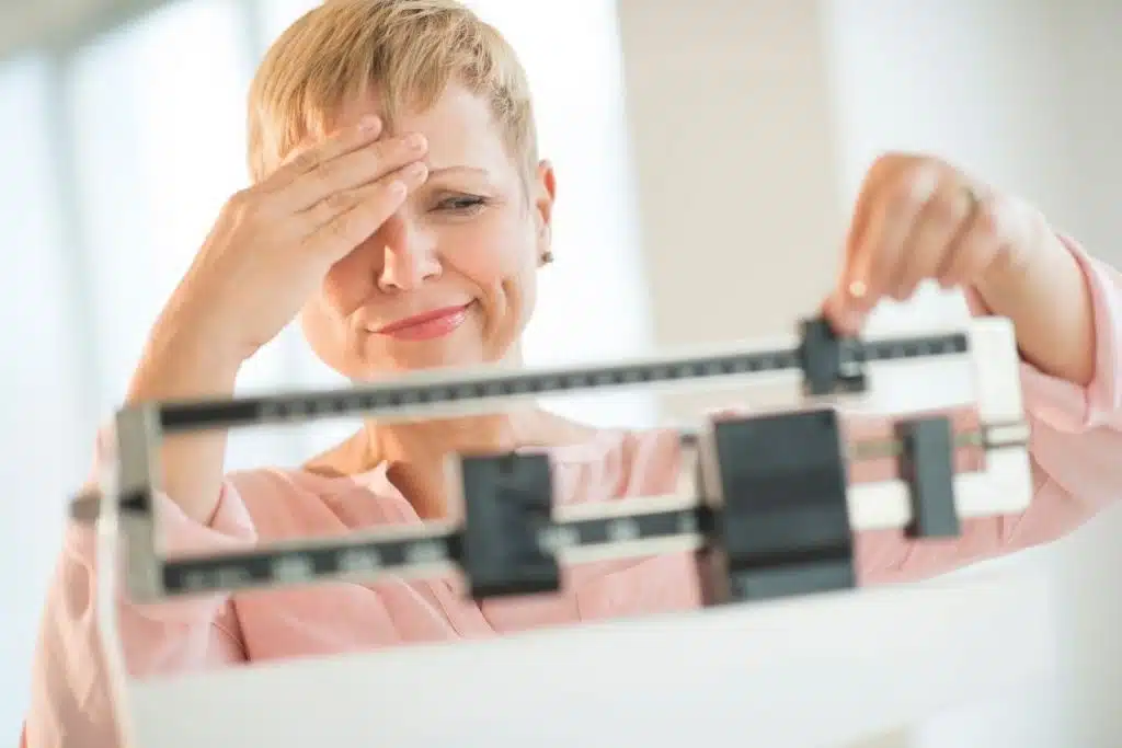 IMC femme 50 ans poids, imc personne agée, imc 16, imc maigreur, courbe imc