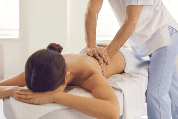 Shiatsu le massage relaxant, tonifiant