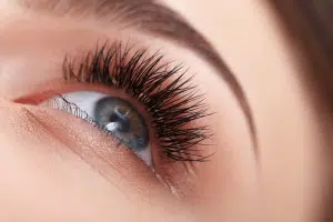 Mascara semi permanent