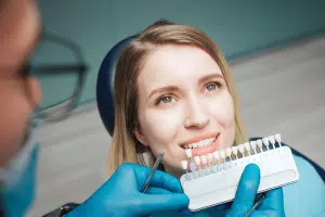 Pose de facette dentaire pour sublimer votre sourire