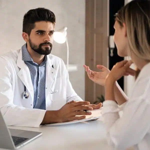 Comment trouver un bon chirurgien pour réaliser une nymphoplastie