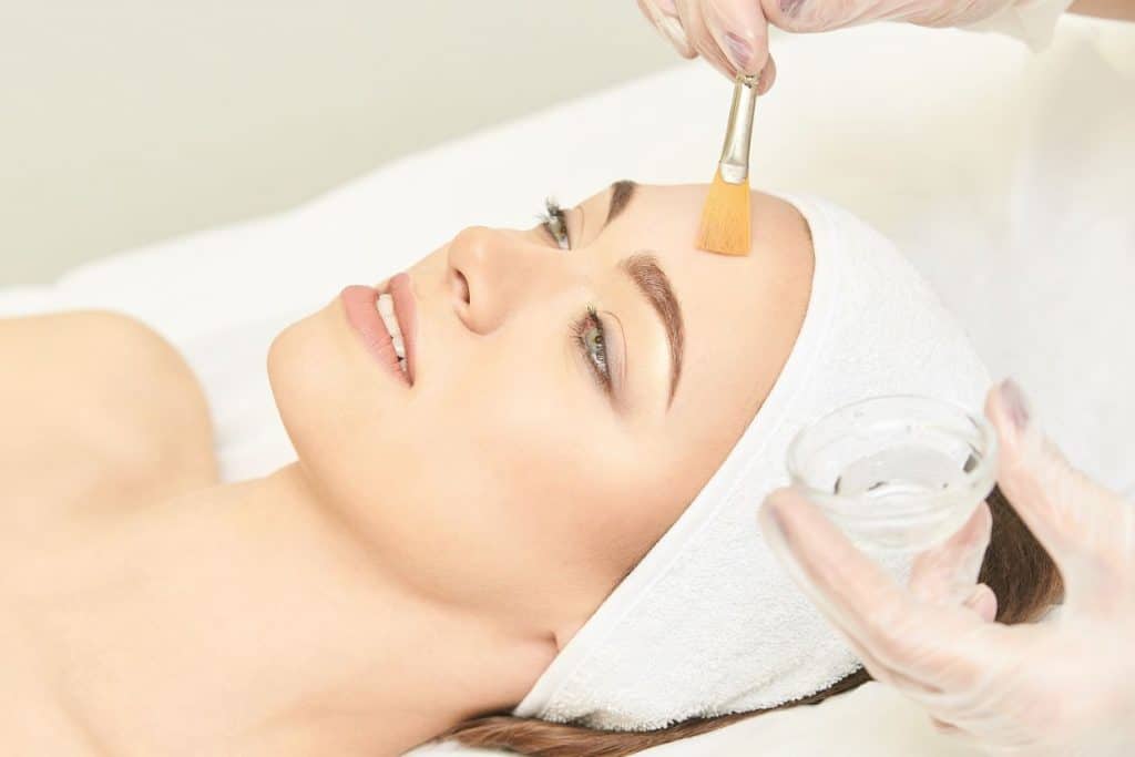 Avantages du nettoyage de peau dermatologique