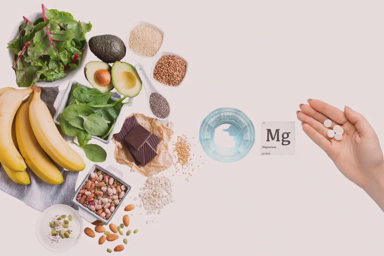 Les aliments les plus riches en magnésium et la supplémentation Alimentation riche en magnésium : chocolat noir, graines, noix et comprimés de magnésium marin