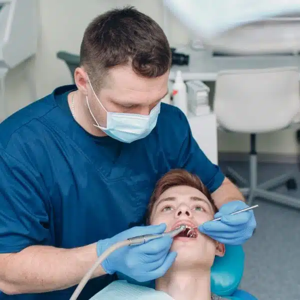 Inlays et onlays alternative esthétique aux plombages dentaires