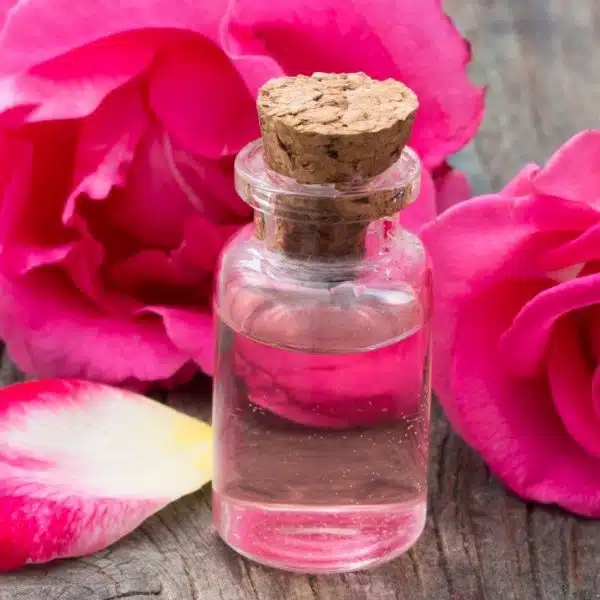 eau florale bleuet, eau florale de rose, eau florale de lavande, d'oranger