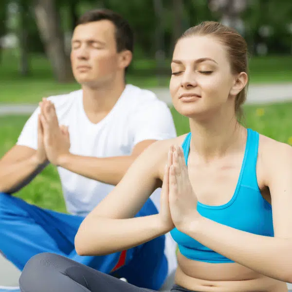 Kundalini yoga kundalini, montée de kundalini, chakras, serpent colonne vertébrale