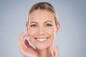 Vieillissement de la peau 7 conseils pour le ralentir, dommages cutanés, rides, ridules,