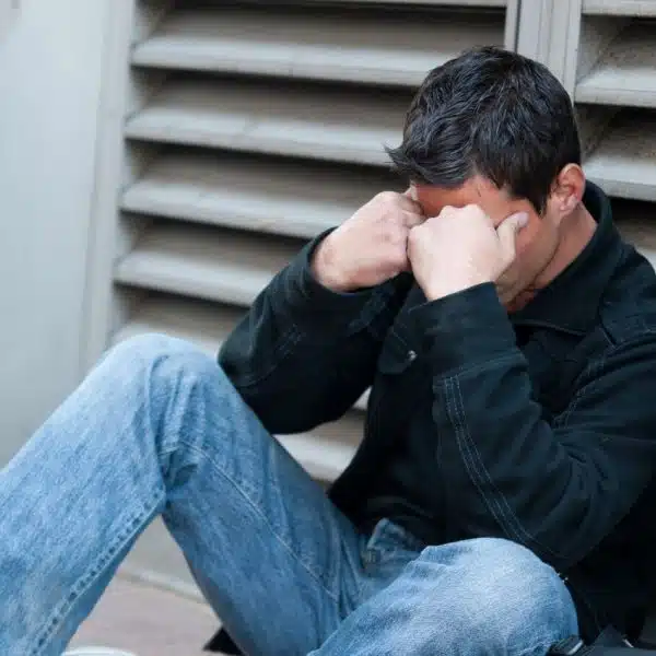 Test dépression pourquoi se sent on mieux le soir, comment aider une personne dépressive, dépression travail,