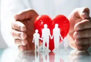Mutuelle santé, garanties couvertes, tarifs, espace et service client, délais de carence et résiliation