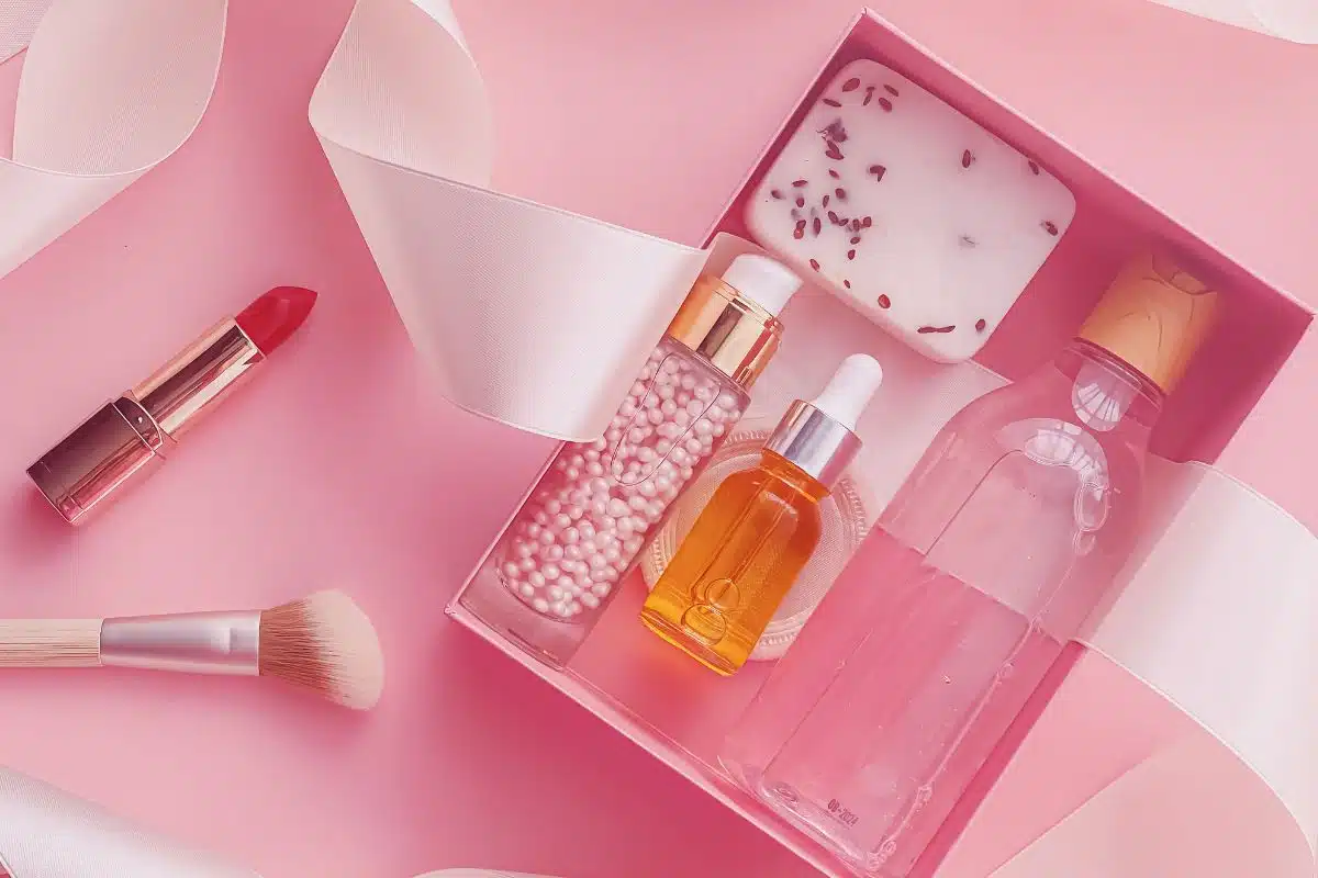 Box beauté que savoir avant de commander, routine beauté, maquillage, soins visage, masque, produits luxe