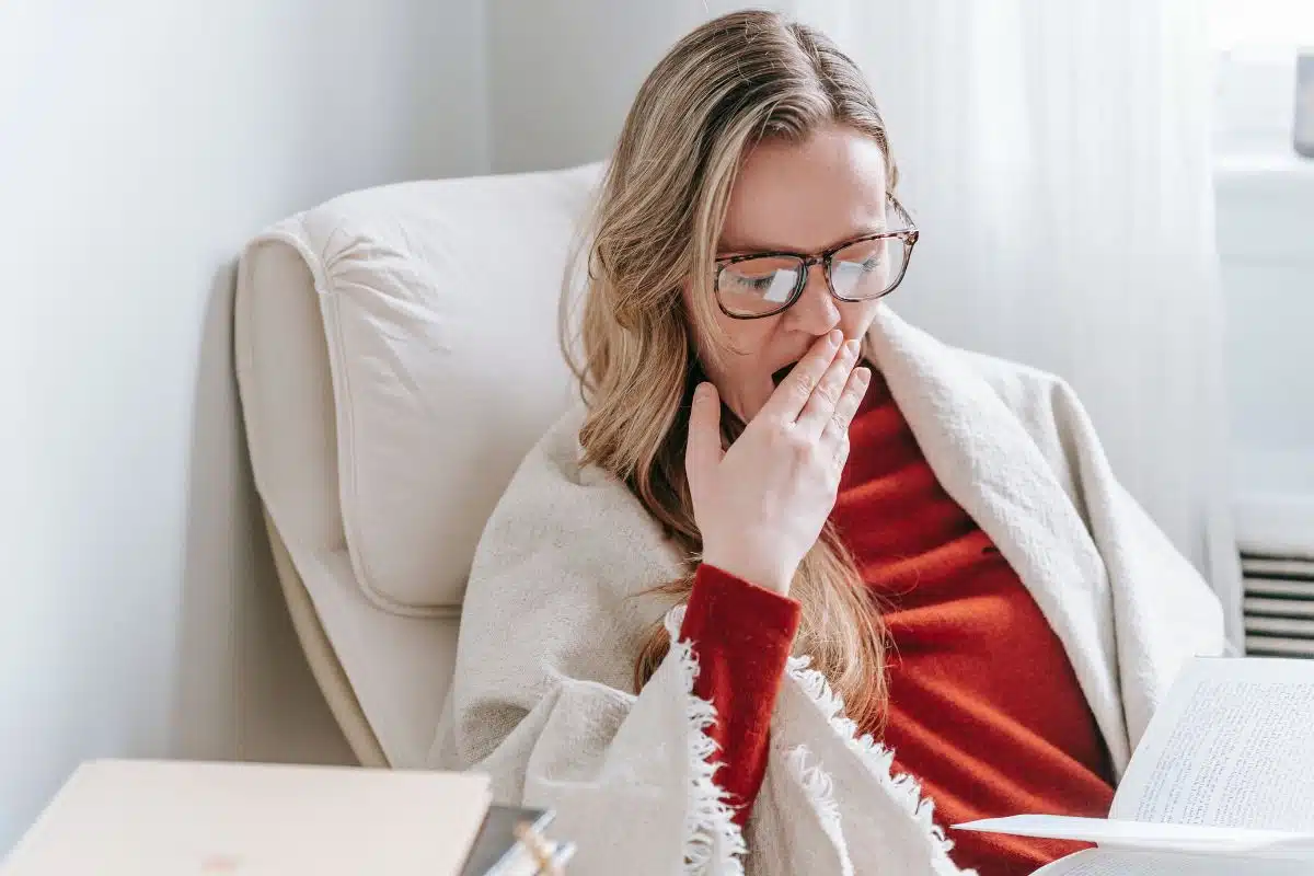 gélule de mélatonine valériane passiflore magnésium routine du sommeil effet secondaire contre-indication sommeil perturbé hygiène du sommeil cycle circadien, mélatonine hormone du somme