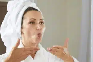 Collagène et élastine le duo indispensable pour une peau tonique