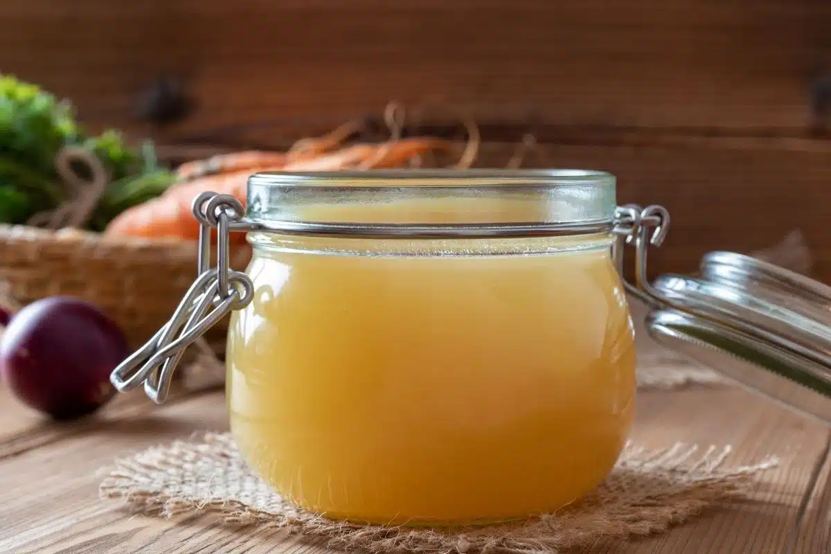 Curcuma : poudre et racine fraîche riches en curcumine